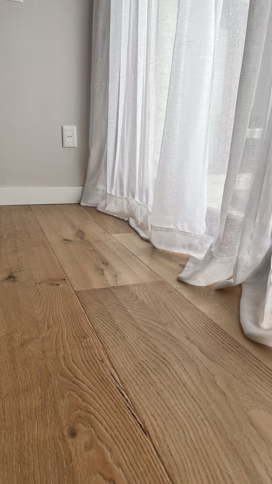 Handsculped European Oak